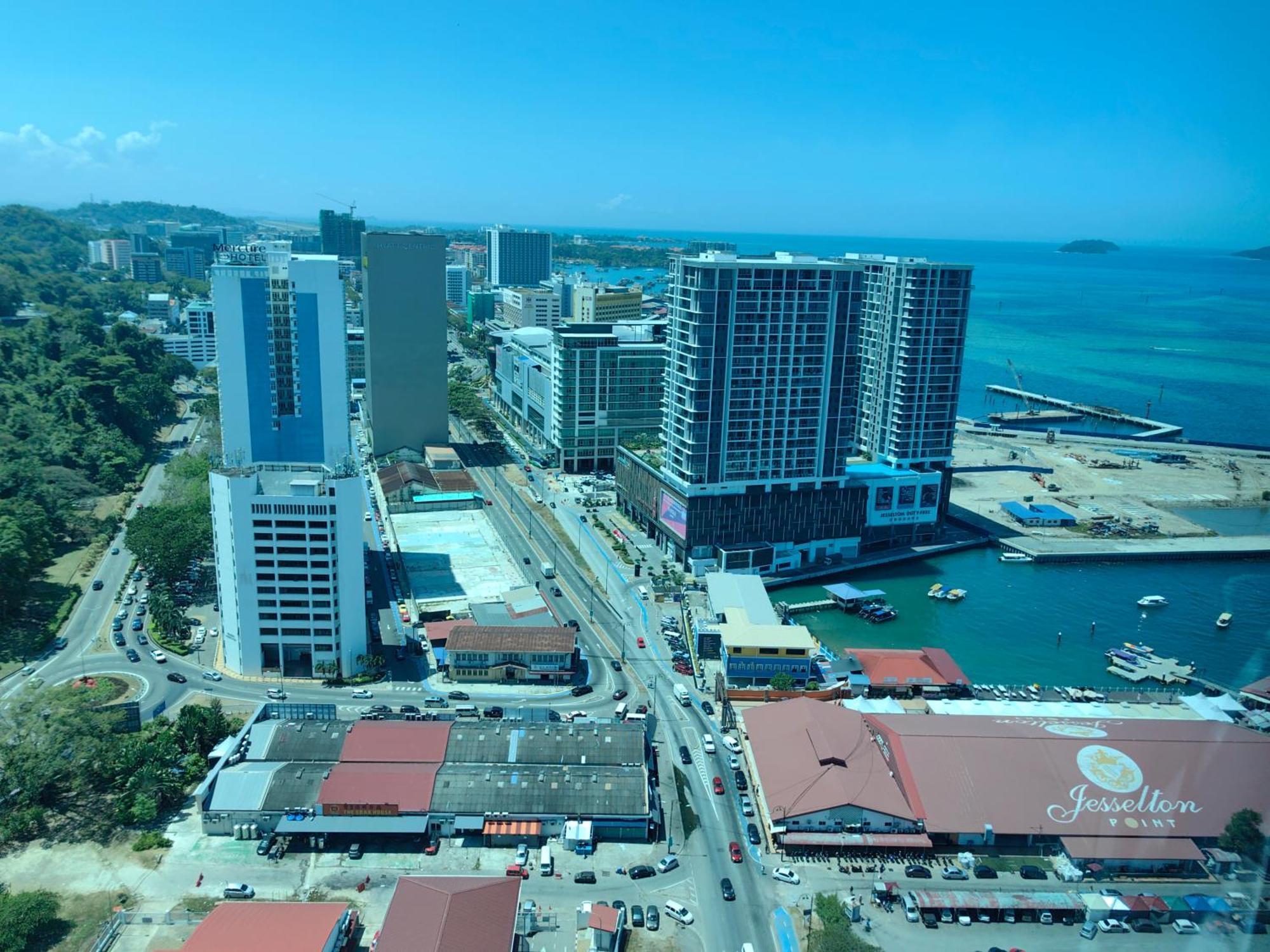 Jesselton Quay By Miraton Lodge 2 コタキナバル エクステリア 写真