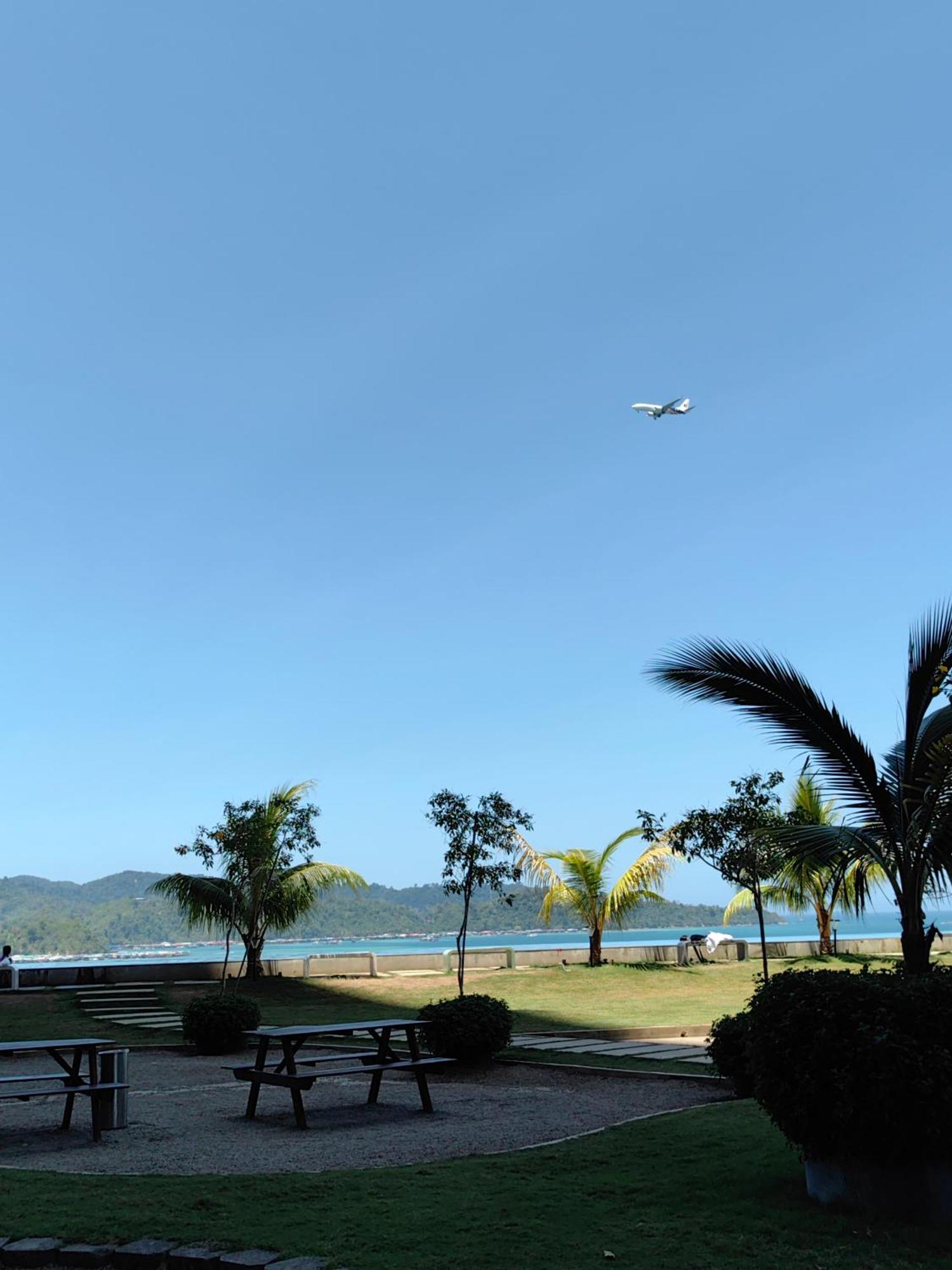 Jesselton Quay By Miraton Lodge 2 コタキナバル エクステリア 写真